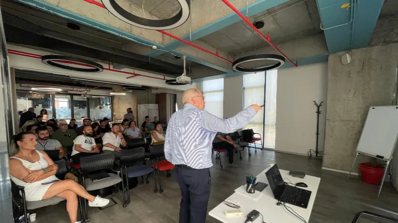 zoho meetup istanbul agustos 2026