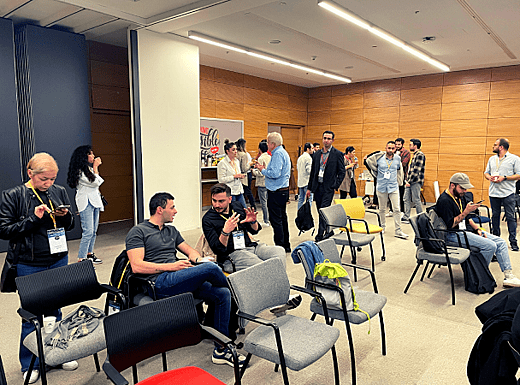 Zoho MeetUp