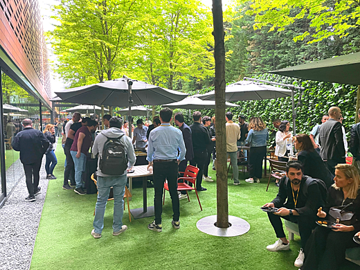 Zoho MeetUp